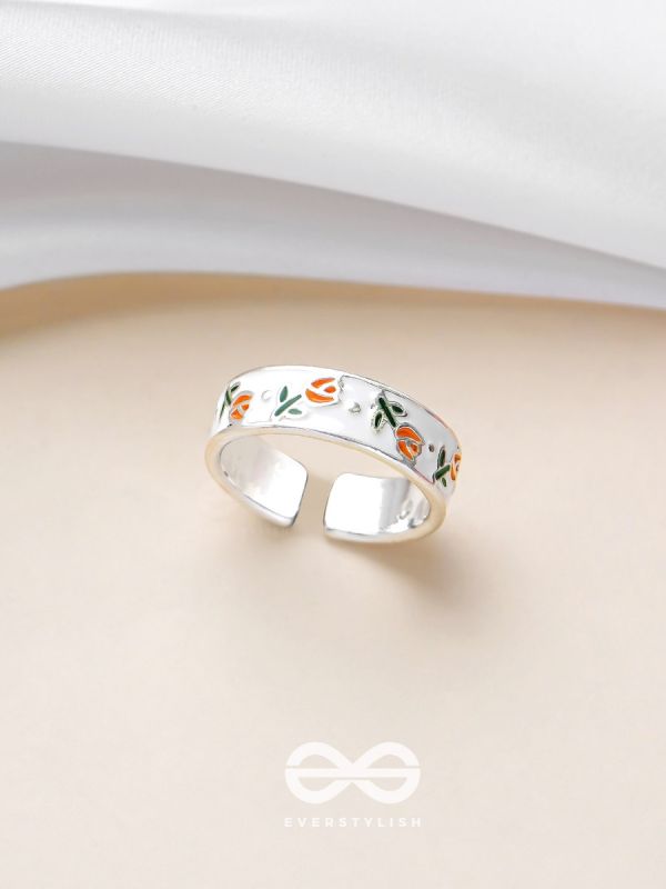 TULIP TIMES - SILVER RING (ADJUSTABLE)