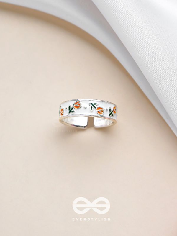 TULIP TIMES - SILVER RING (ADJUSTABLE)