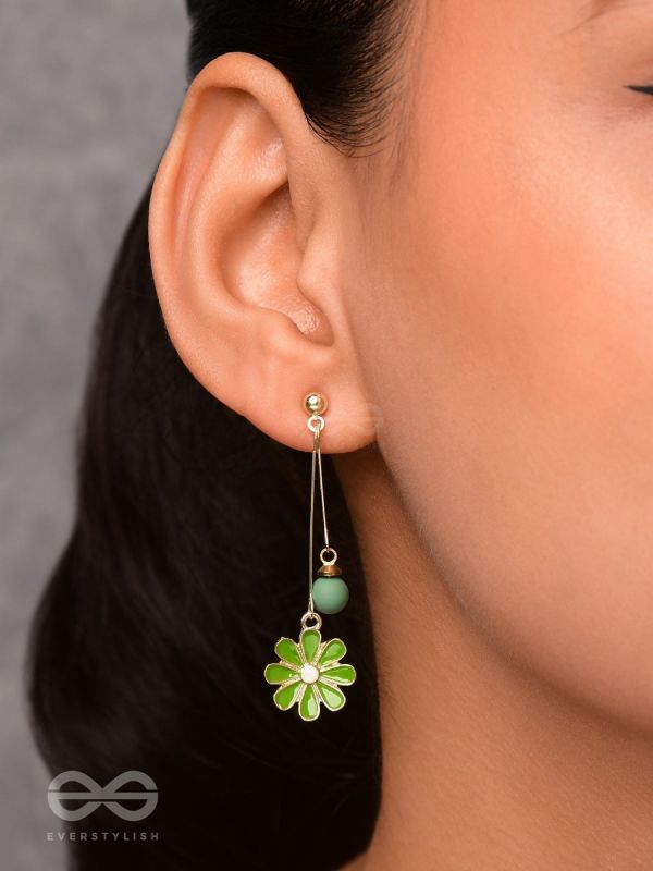 THE BLOSSOMING BEADS - GOLDEN EMBELLISHED EARRINGS (GREEN)