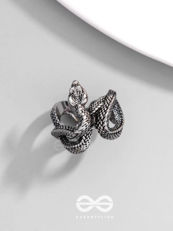 NIGHTSHADE BASILISK - STATEMENT SILVER RING (ADJUSTABLE)