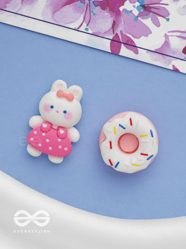 DONUT DARLINGS - MISMATCHED ACRYLIC STUD EARRINGS