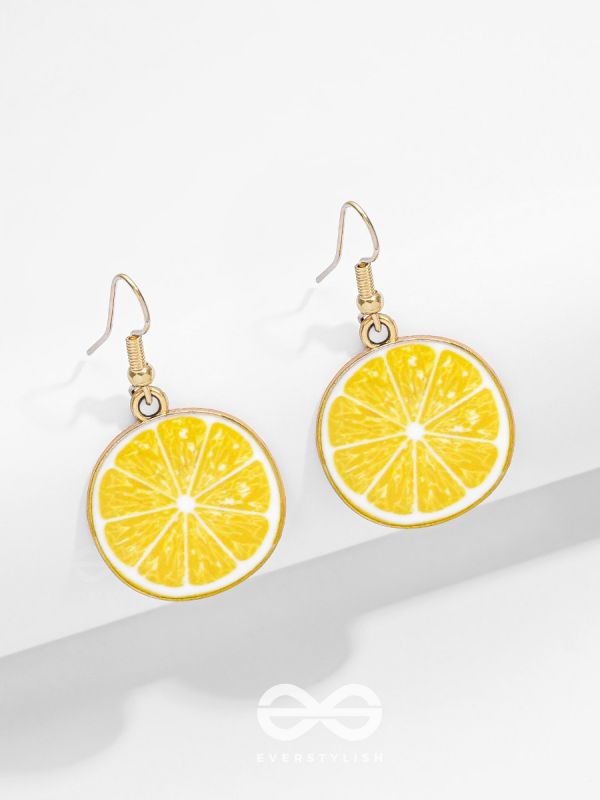 THE SOUR SPLASH - GOLDEN EMBELLISHED EARRINGS