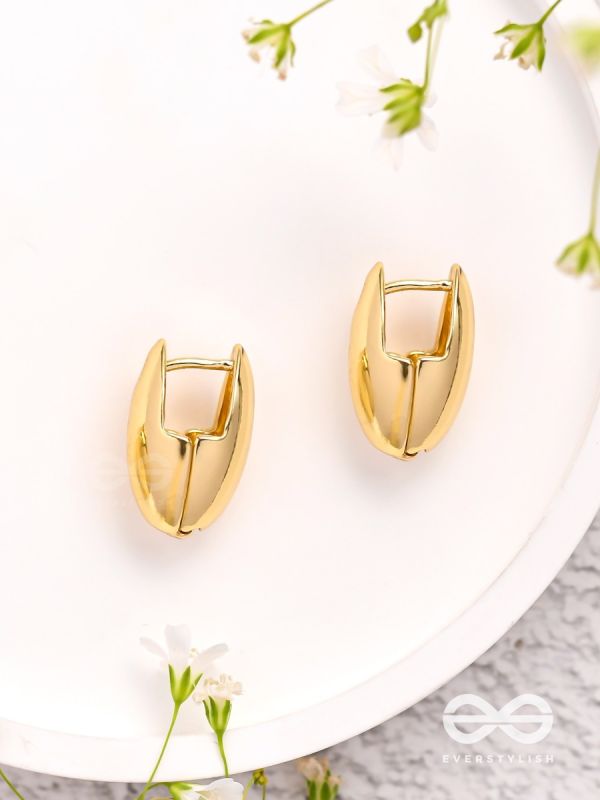 Radiant Essence - Golden Earrings
