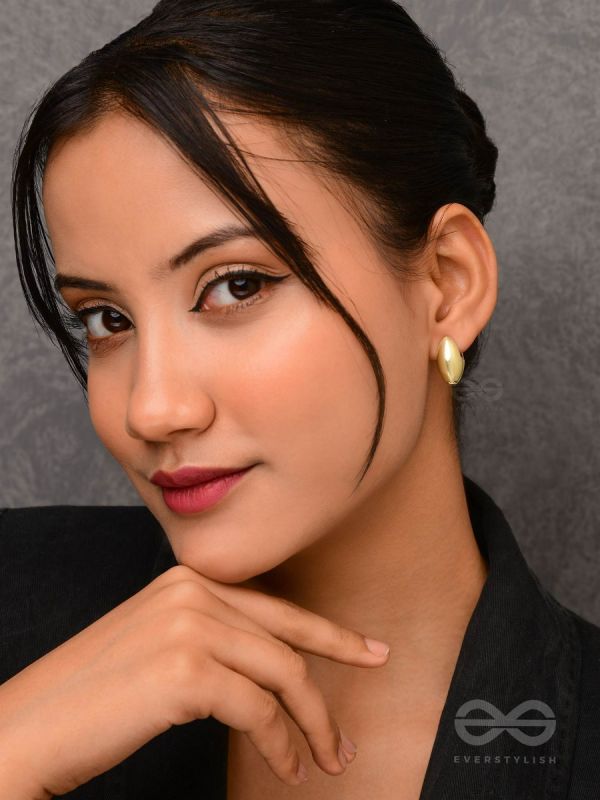 Radiant Essence - Golden Earrings