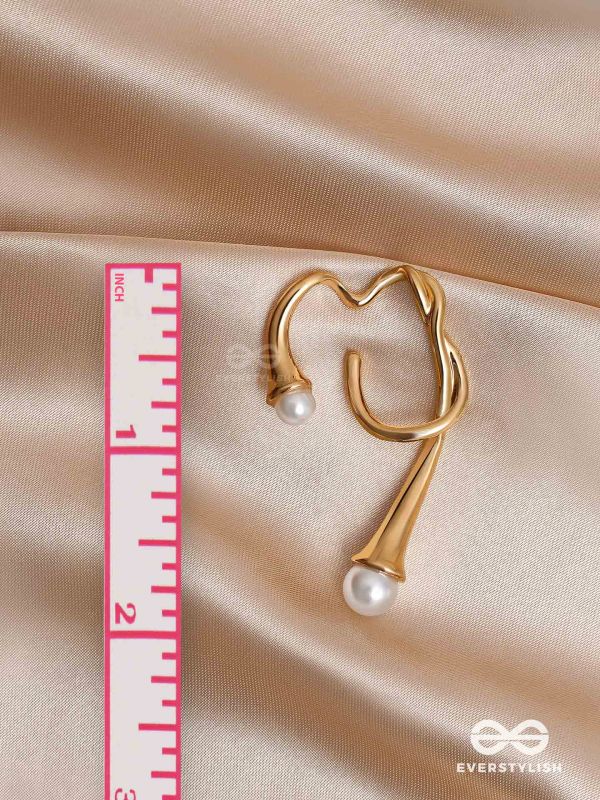 Draped Elegance - Golden Pearl Studded Ear Cuff (One Ear)