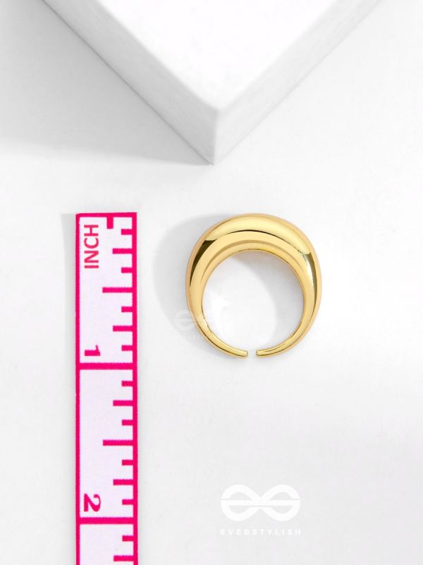 The Golden Grace - Golden Statement Ring 