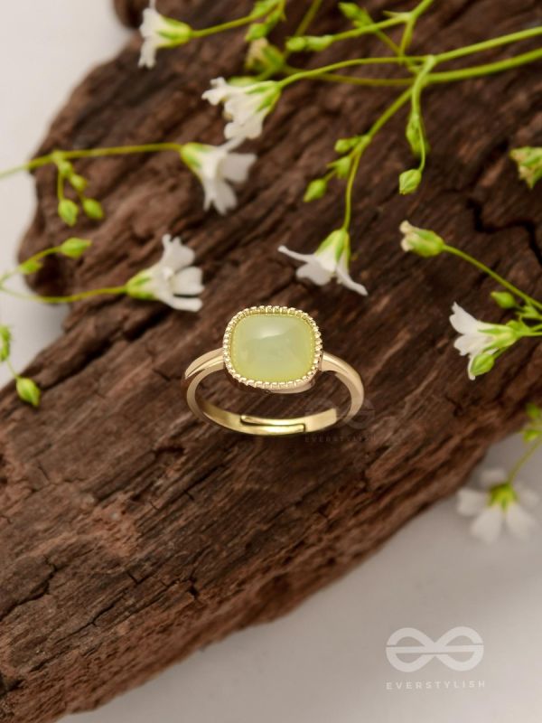 Lime Lush - Statement Golden Embellished Ring 