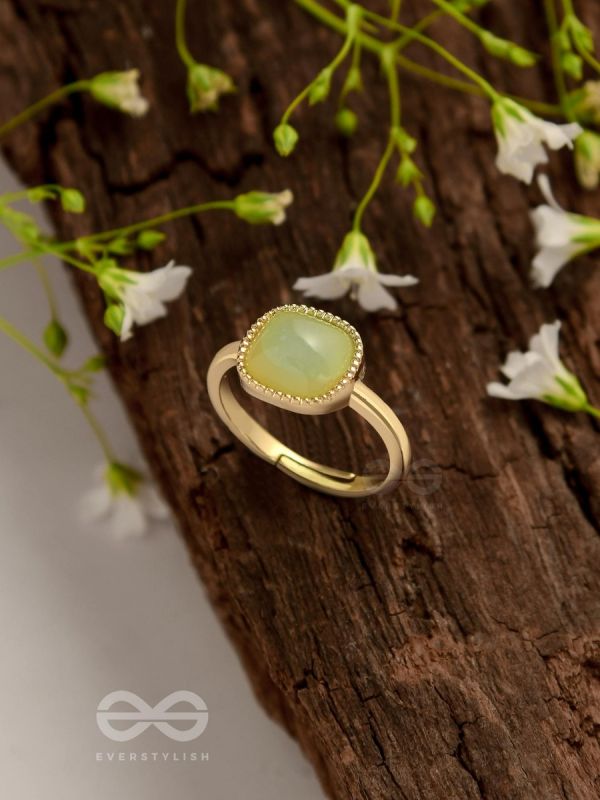 Lime Lush - Statement Golden Embellished Ring 