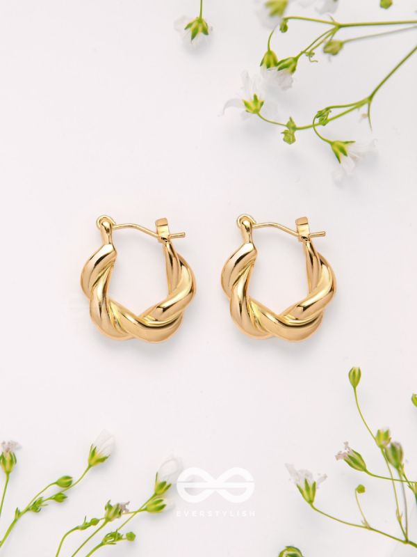 Twist N Turns - Golden Earrings