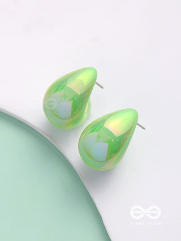 Shining Crescents - Holographic Acrylic Earrings (Green)