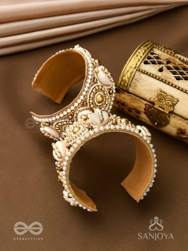 Saindhav- The Marine Love- Shells And Beads Hand Embroidered Bangle (Set Of 2)