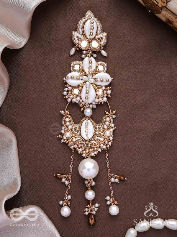 Grathan - The Delicate Intricacy - Mirrors, Shells, Beads And Pearls Hand Embroidered Hair Accessory