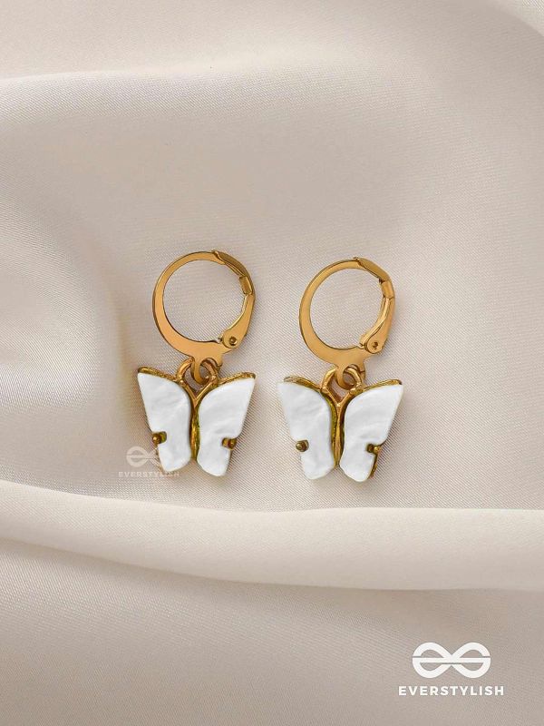 Take The Sky Like A Butterfly - Cute Golden Dangler Earrings (White)