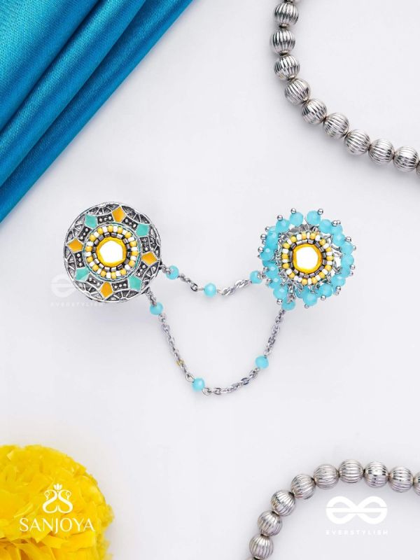 Ambarant - The Horizon Bands - Mirror And Beads Hand Embroidered Enamelled Oxidised Chain Linked Double Rings (Adjustable)