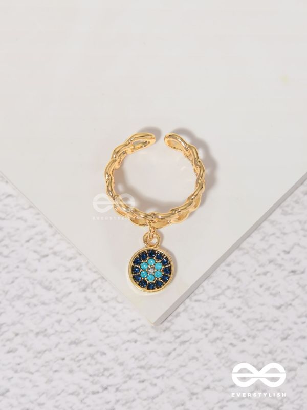 The Sapphire Lights - Golden Embellished Charm Ring (Adjustable) 