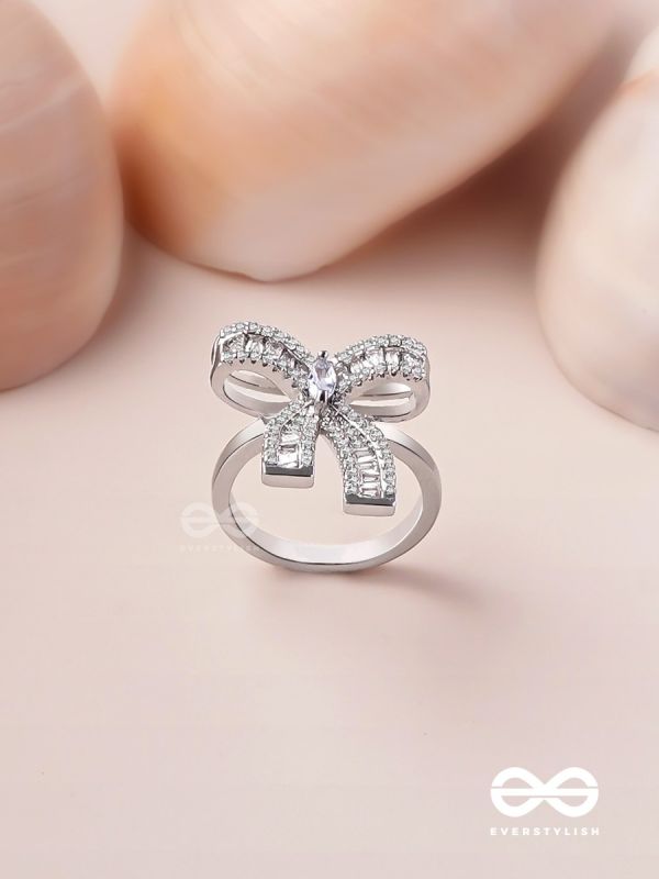 The Bow Beauty - Silver Cubic Zirconia Ring (Adjustable)