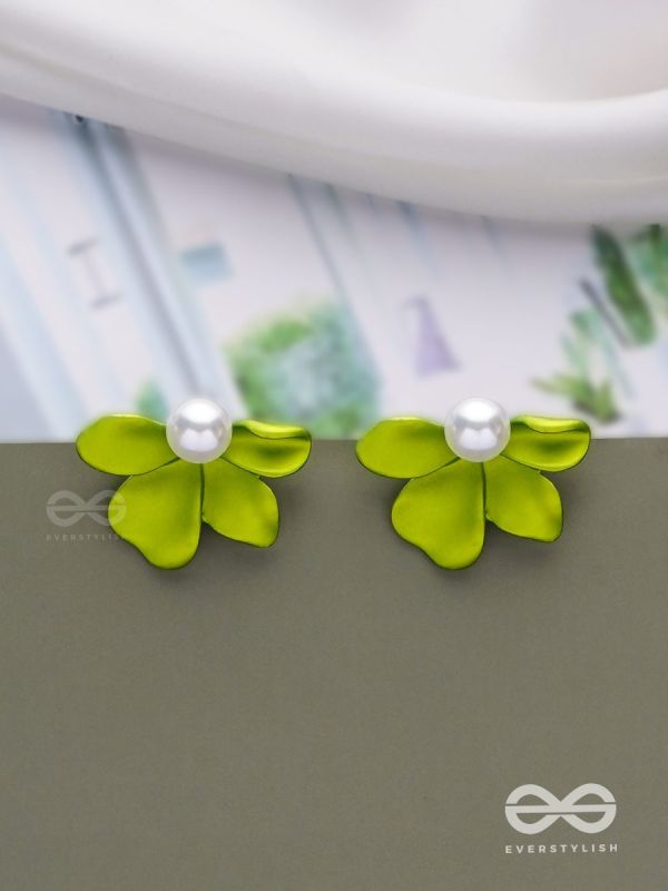 Spring Blossoms - Floral Pearl Earrings