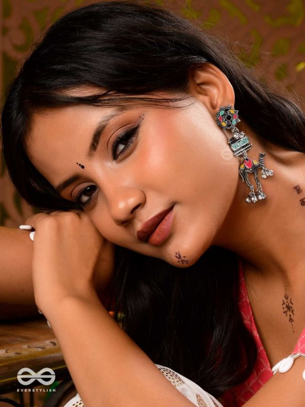 Camel’s Melody- Oxidized Camel motif earrings