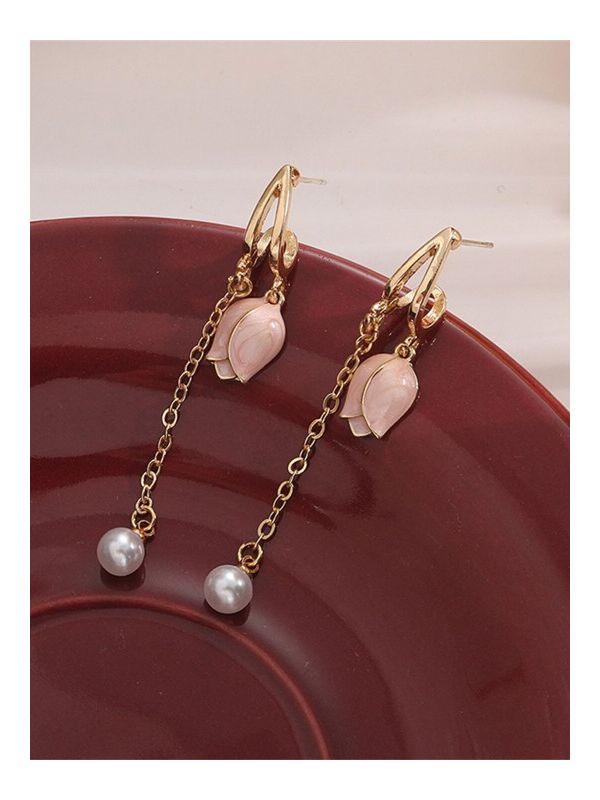 Soft resilience - Golden dangling earrings with pink rosé  