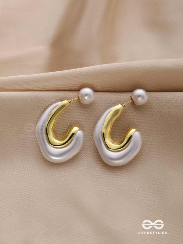 GILDED CREST - MODERN DUAL-TONE HOOPS
