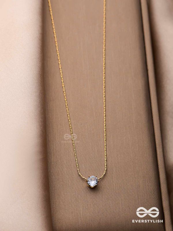 AURA GLEAM - TIMELESS DAINTY STAINLESS STEEL WHITE CZ PENDANT