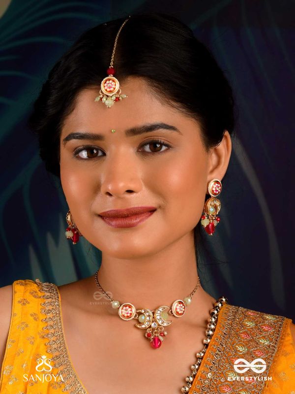 SHONAPRABHA- RADIANCE OF GOLD AND RED - HANDMADE KUNDAN SET WITH NECKLACE, EARRINGS AND MAANGTIKA