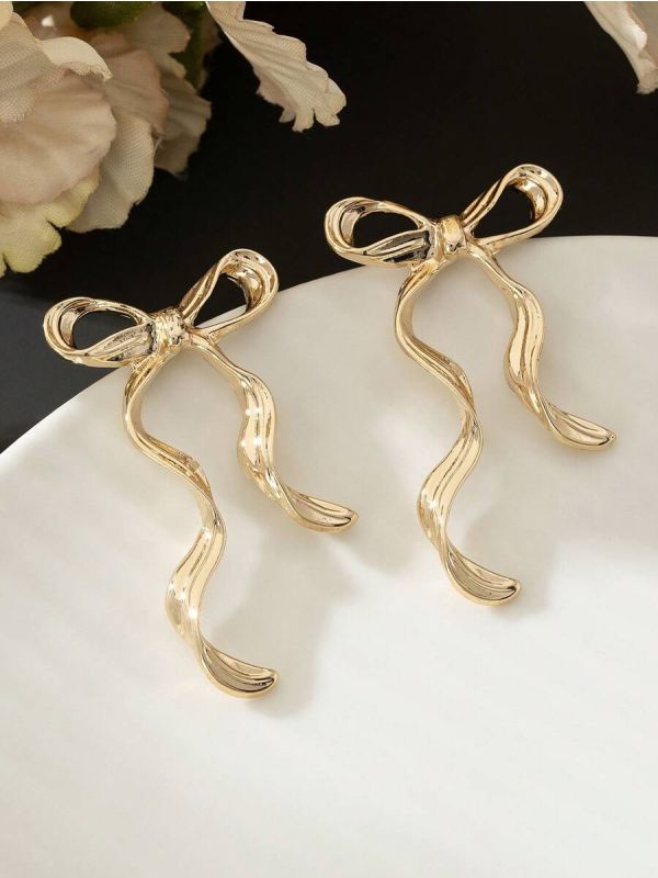 WISP KNOT- SOFT AND CURVY BOW INSPIRED EARRINGS
