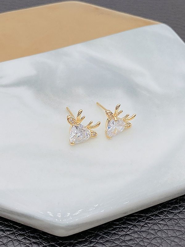 LUMINOUS FAWN - DAINTY HEART GEM DEER STUDS