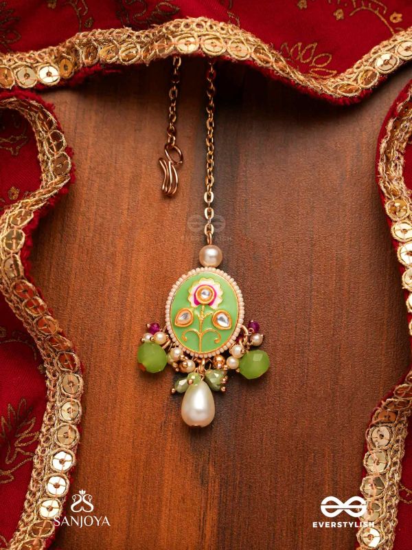 KARUNYA - GRACEFUL AURA- INTRICATE KUNDAN MAANGTIKA WITH PEARLS, BEADS AND GEMSTONES