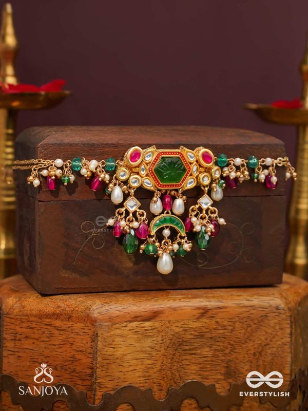 HARARASA - ESSENCE OF GREEN- KUNDAN NECKPIECE WITH PEARLS, BEADS AND GEMSTONE