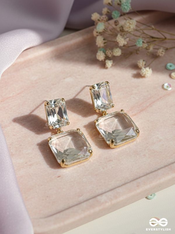 GOLDEN ICE - LUXURIOUS CLEAR STONE EARRINGS