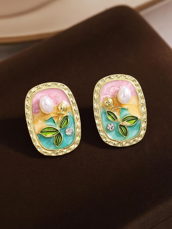 FLORAL MUSE- STATEMENT EARRINGS WITH EMBOSSED FLOWERS AND PEARLS