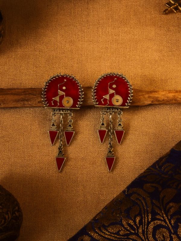 TRIBAL RISE - OXIDISED ENAMELLED EARRING WITH FOLK FIGURE