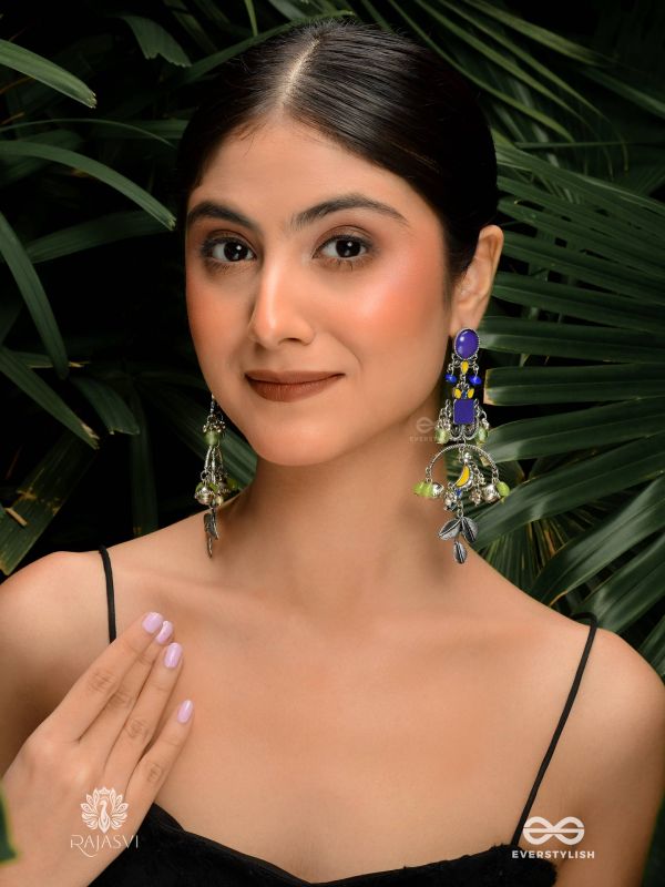 PARROT GLEAM - QUIRKY ENAMELLED OXIDISED EARRINGS