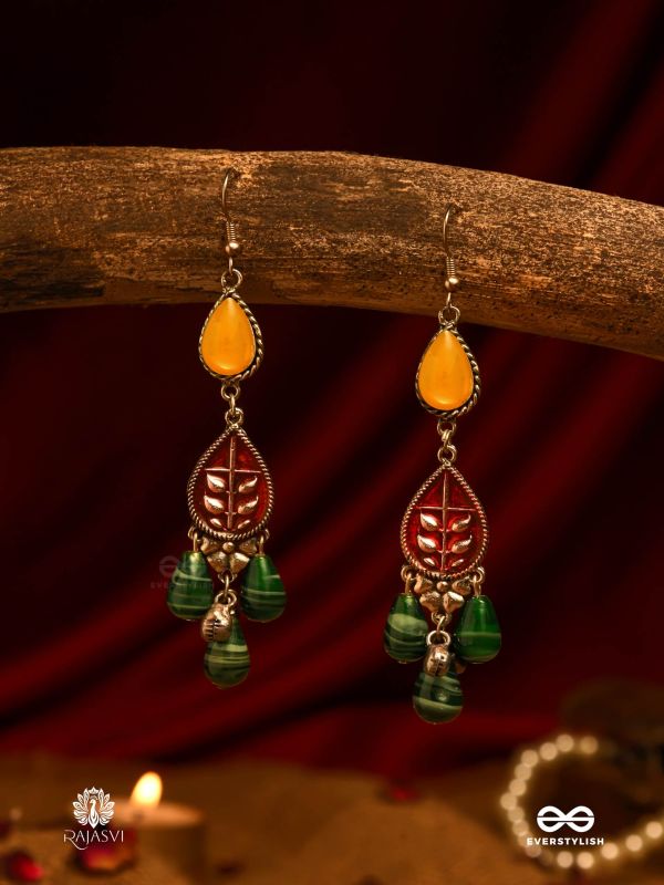 BOHO GREENERY – ENAMELLED EARRINGS WITH NATURE-INSPIRED CHARM