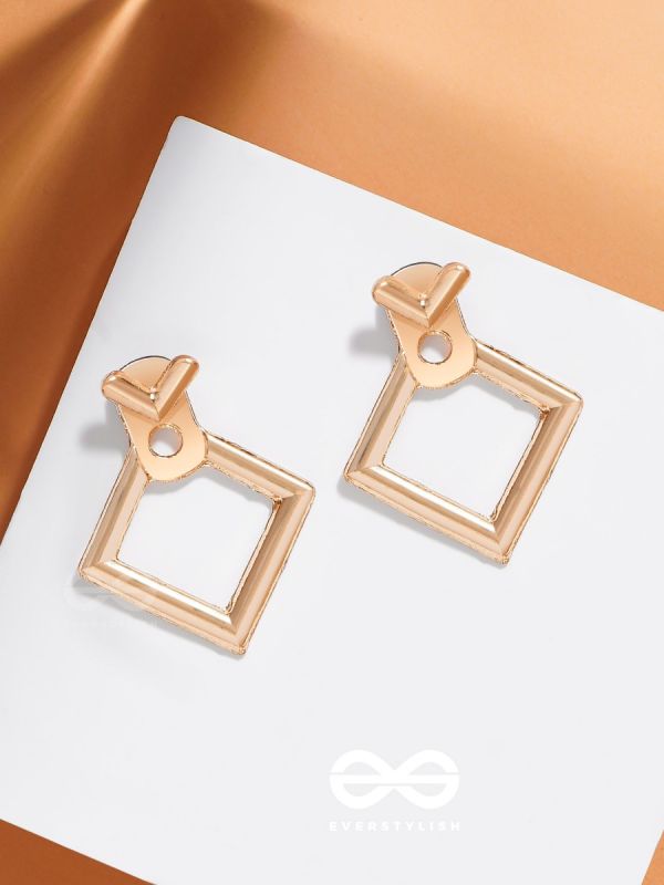 The modern girl’s intriguing artistic ear-jackets