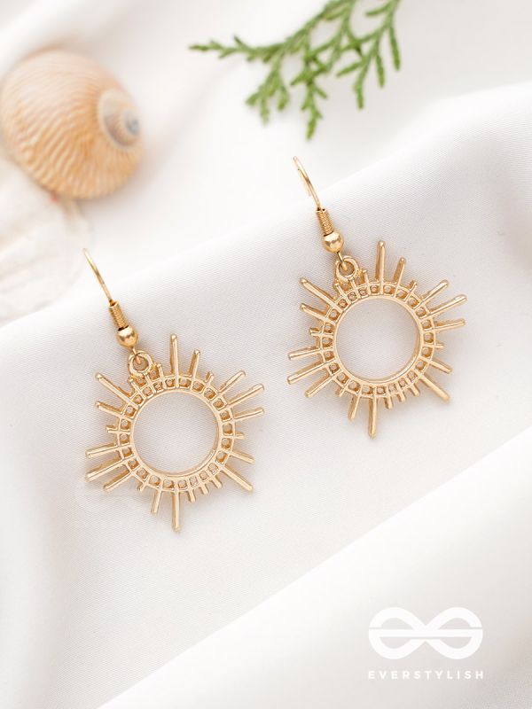 The Cute Little Sun - Golden Elegant Earrings