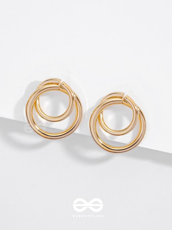 The Golden Intertwined Circles - Casual Daily-wear Studs