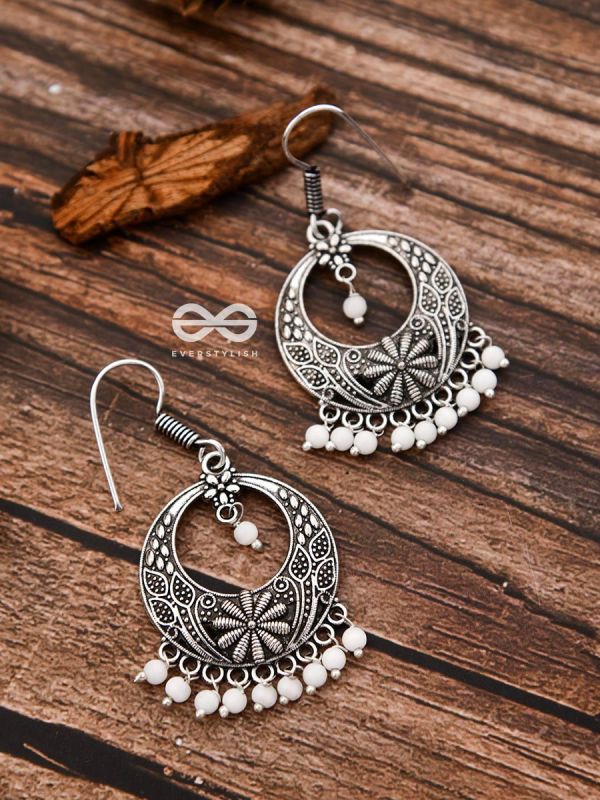 The White Elegance Traditional Motif Earrings