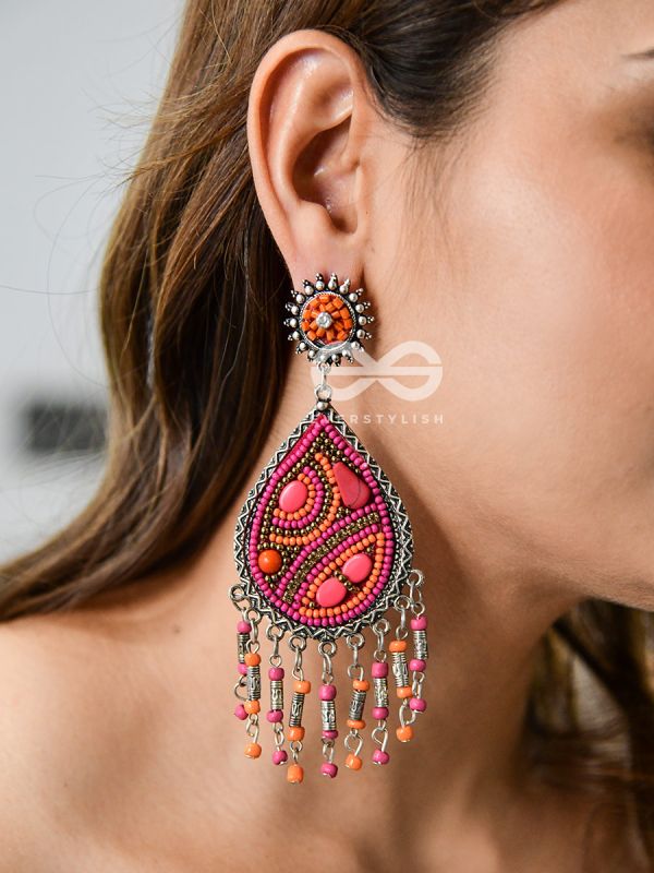 The Mesmerising Intricacy (Orange- Pink) - Embroidered Oxidised Collection