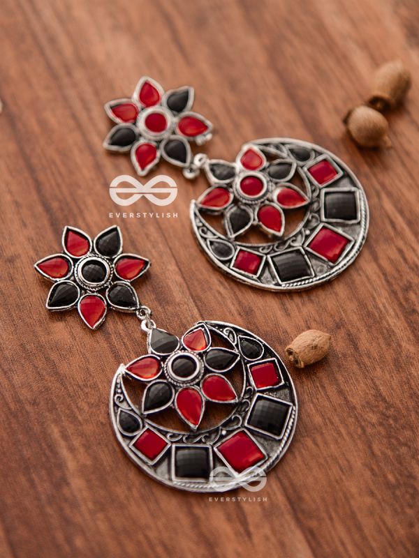 The Queen's Desire - Embellished Oxidised Danglers (Red-Black)