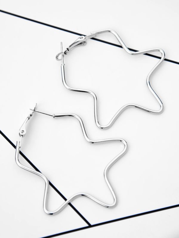 The Everyday Chic - Oversized Star Hoops - Silver