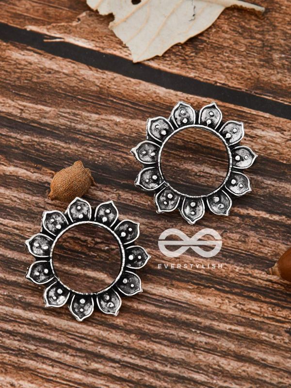 The Pointy Floral Studs - Oxidised Boho Earrings