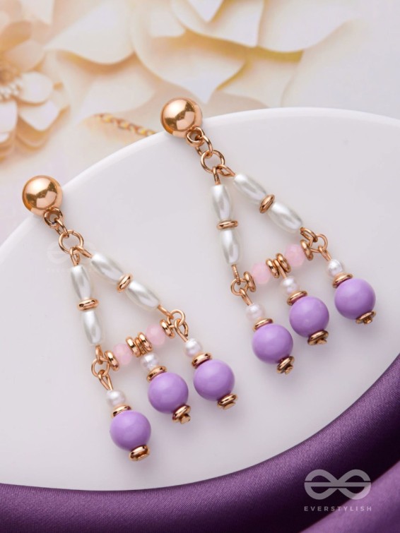 THE ETHEREAL ECHOES - LAVENDER AND WHITE BEADED EARRINGS