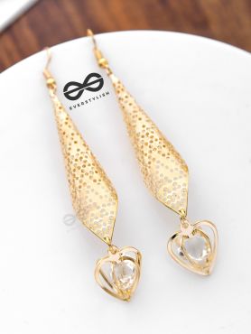 The Meshed Drop Hearts - The Golden Charm Collection