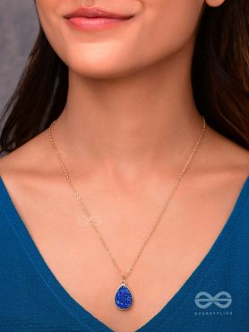 The Enticing Droplet - Embellished Golden Neckpiece