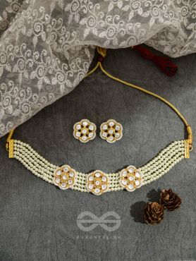 The Classy Elegance - Set of Statement Choker and Studs ( Pearl white)