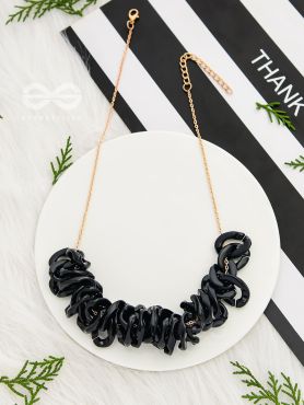 A Chunk of Chic- Golden Statement Neckpiece