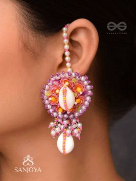 SAMBAVIKA - THE SHELL ENCHANTMENTS - BEADS AND SHELLS EMBROIDERED EARRINGS 