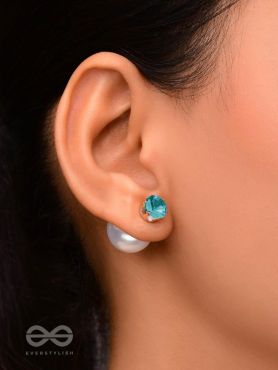 A MYSTIC PEARL - GOLDEN EMBELLISHED EARRINGS (LIGHT BLUE)